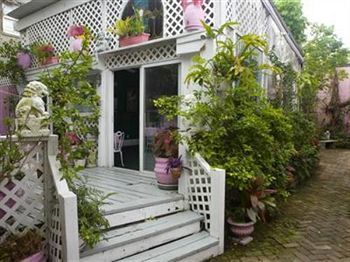New Orleans Guest House
